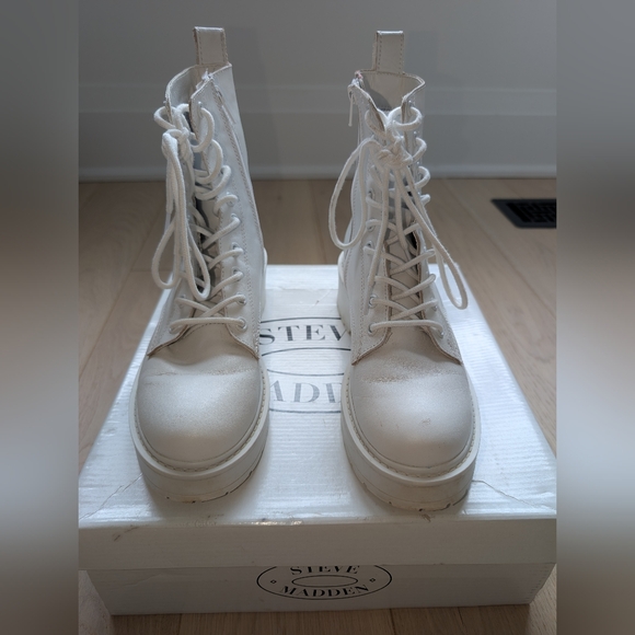 Steve Madden White Combat Boots - Picture 2 of 7